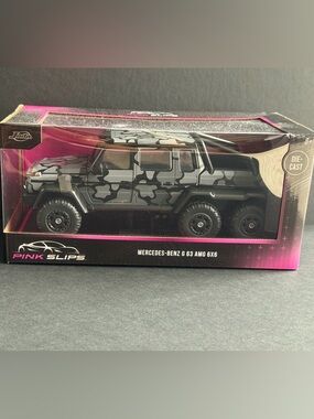 Mercedes-Benz G 63 AMG 6x6 Pickup Truck Gray Camouflage  by Jada